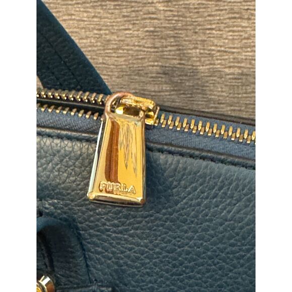 Furla Made in Italy Doctor Case Handbag Purse Bag Leather w/ Dustbag - Picture 6 of 11